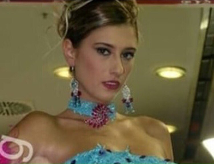 <a href="/pekkonusan/">pekkonuskanbiablanız</a> @Mugeakk @Haysenkil @Aquakizz <a href="/OzkokIsmet/">dünya ahiret abiniz</a> <a href="/murtimuroo/">MURAT BASAR</a> #gecmisinisilemezsin #seymasubasi 🐍🐍🐍