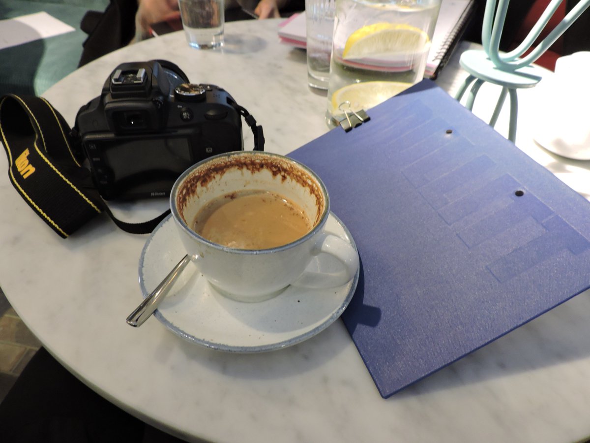 Great day at the <a href="/BullittBelfast/">Bullitt Belfast</a> photoshoot yesterday &amp; the coffee wasn't bad either! #apron #coffee #photoshoot