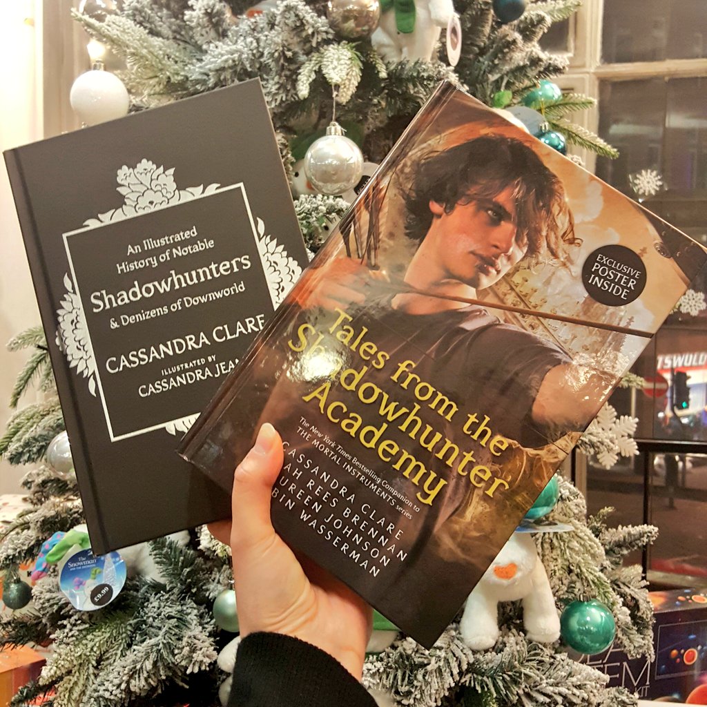 TEENSgate's tweet photo. Shadowhunter fans rejoice! 2 new books in store! A beautiful history of #Shadowhunters and tales from the #shadowhunteracademy @cassieclare https://t.co/0hg8lxtuSE