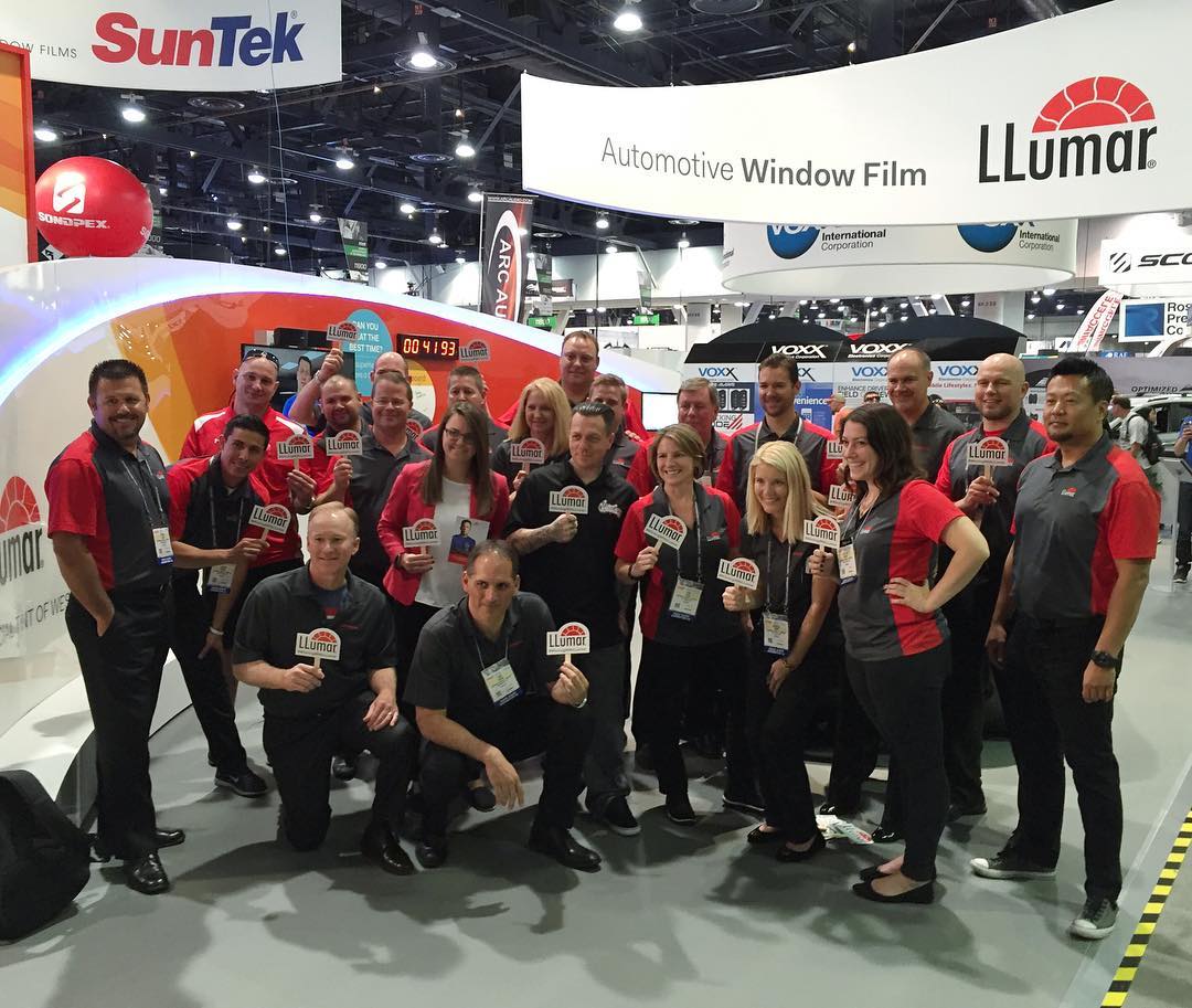 LLumarFolije's tweet image. #sema2016 #LLumar