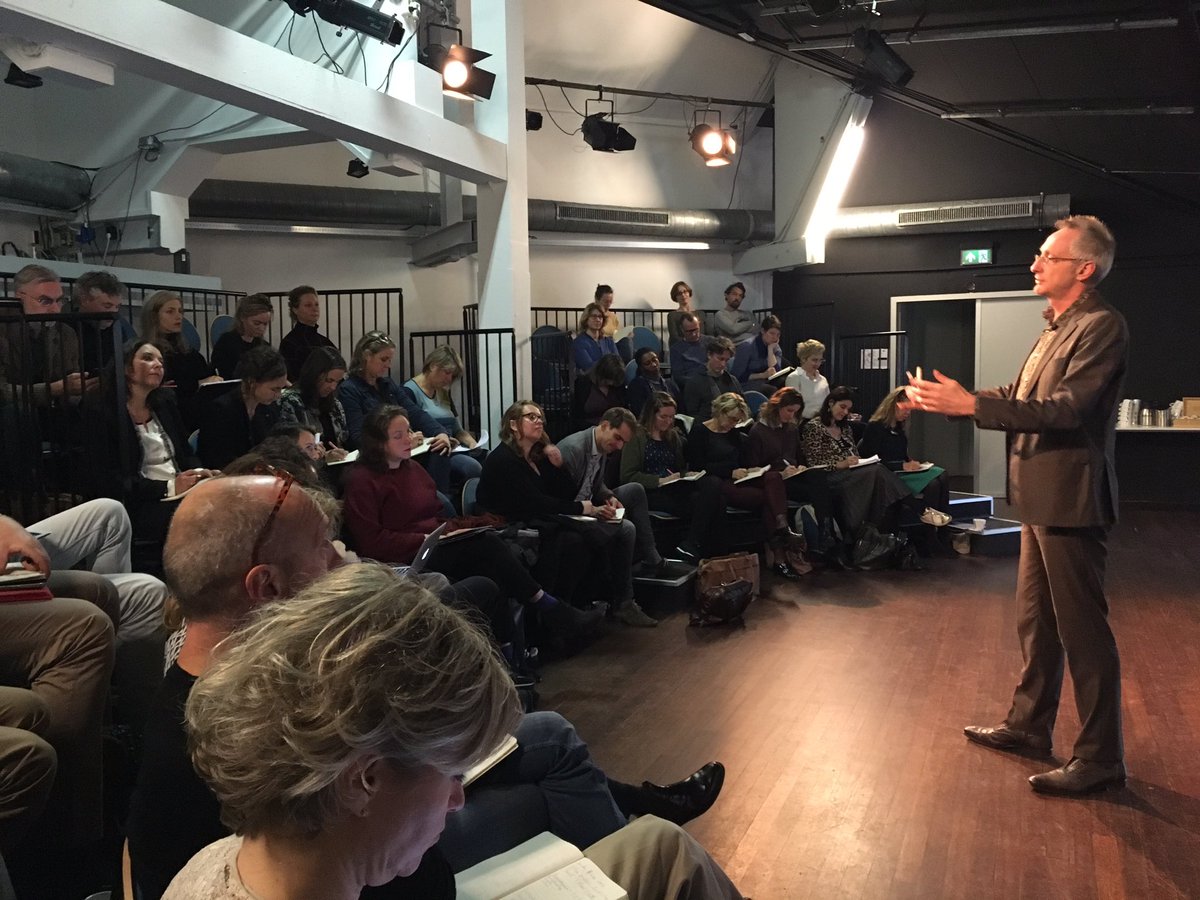 LinC_UU's tweet image. Paul 't Hart: "Leiderschap gaat over lef en het vermogen om mensen teleur te stellen, met name je eigen achterban."