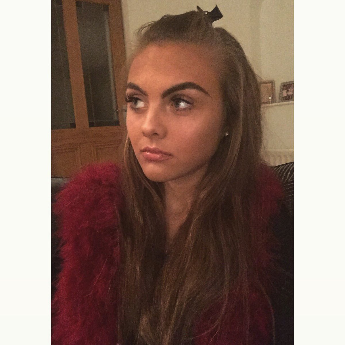RosieKermode's tweet photo. Babysitting duties💤 https://t.co/LBNeKjfdIw