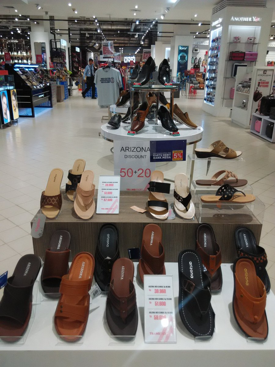 CarrefourAmbas's tweet photo. ARIZONA Men sandal &amp; VERGINIA Ladies sandal Discount 50%+20% Rp99,900 jadi Rp39,960 Di @CarrefourAmbas ITC Kuningan @carrefour_id https://t.co/76JwNnkpPO