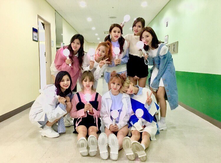 once37a's tweet photo. 🍭TWICE垢作りました🍭
 👀初タグ👀
🌸01line

🌸ミナツウィよりのall

#Twitter上にいるTWICEペンさん全員と繋がるのが密かな夢だったりするのでとりあえずこれを見たTWICEペンさんはRTとフォローしていただけると全力でフォローしに行きます https://t.co/s79Bb8WA59