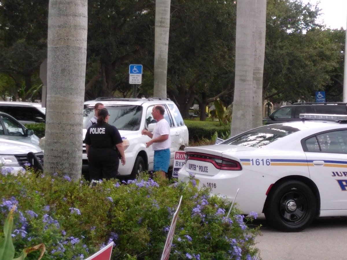 Clinton thug attacks Trump supporting woman in Jupiter Florida