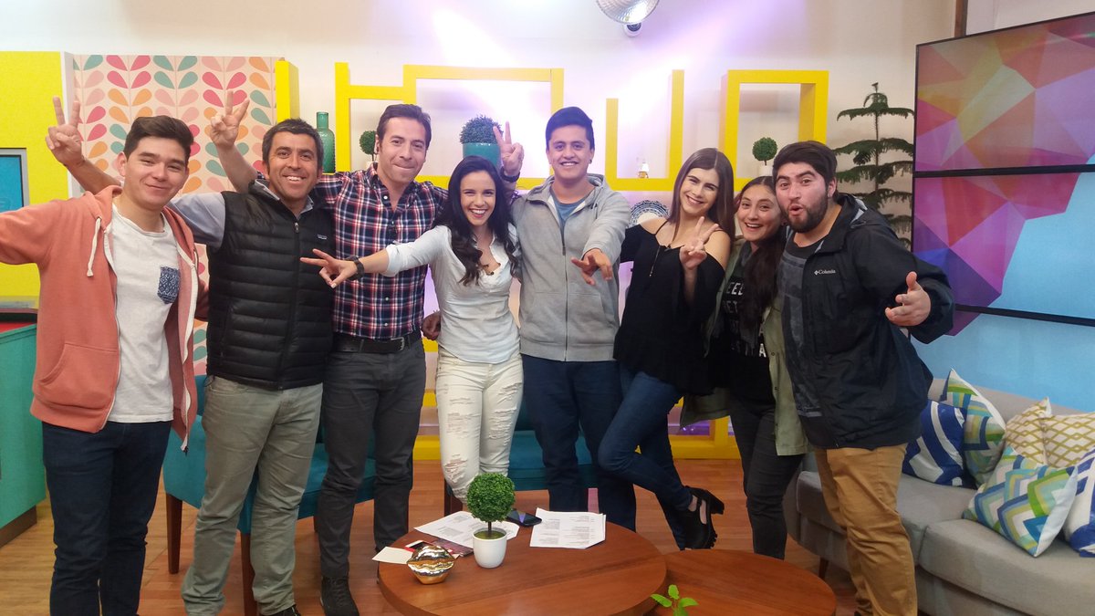 Nos despedimos del tremendo equipo de <a href="/Nuestracasa9/">Matinal Nuestra Casa</a> y los dejamos invitados a la Jornada de Emprendimiento ASECH - Bci esta tarde en Conce!!