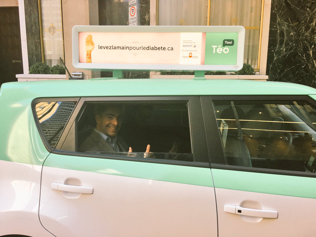 diplomeshecmtl's tweet image. Départ de notre animateur @jeff_ouellet en @TeoMTL après ce #dejhec avec @ataillefer