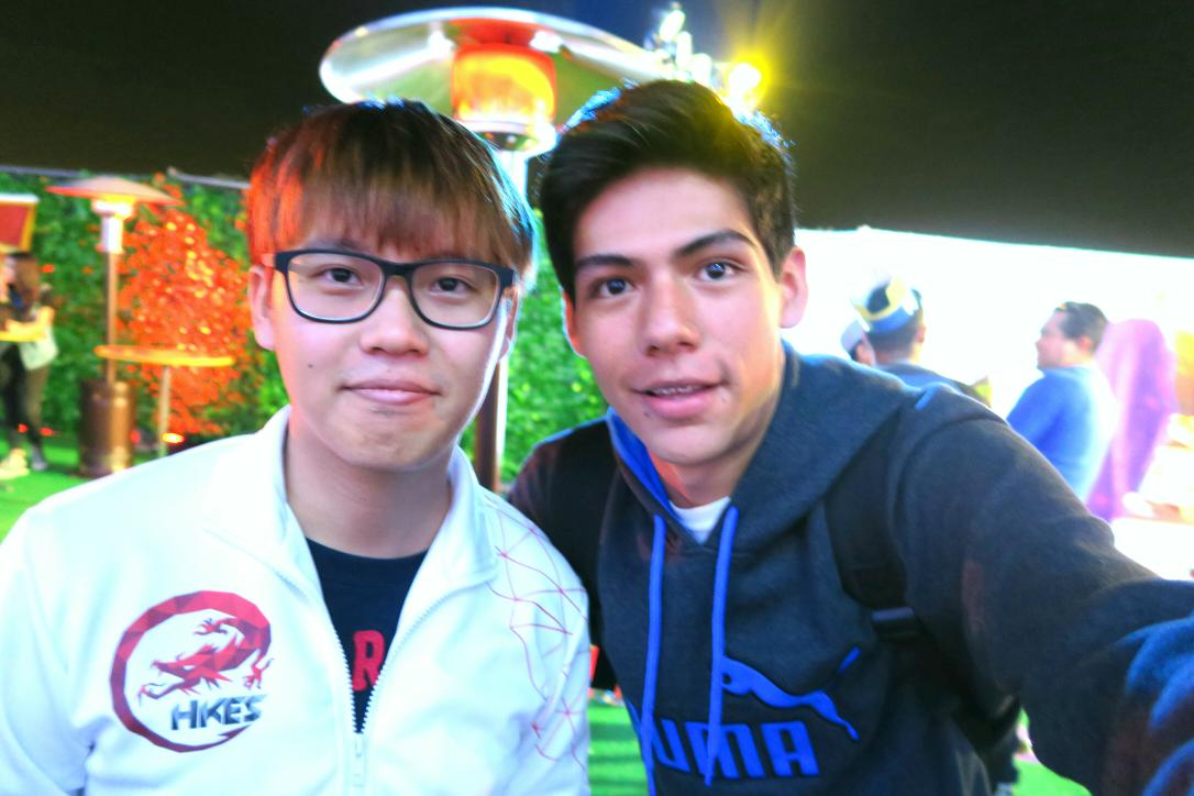 YoSoyAntrax's tweet photo. Con Yao Yao xDD GANADOR DE LA KING'S CUP 😳 Aparte de ser el mejor jugador es guapo 🤣 https://t.co/NemI1AX6T9