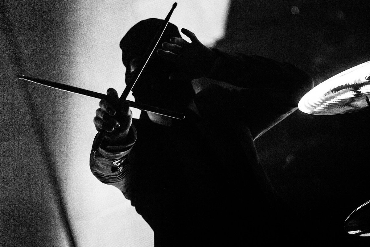 twenty one pilots tweet media