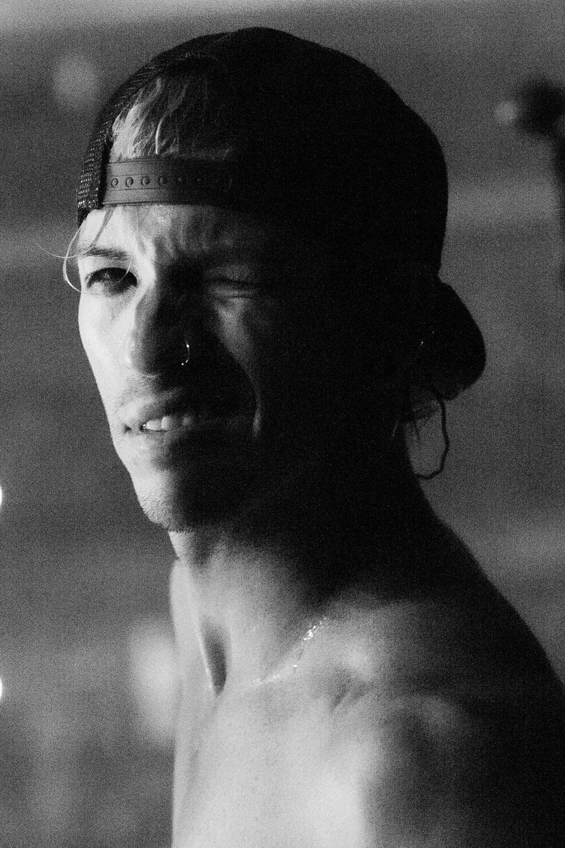 twenty one pilots tweet media