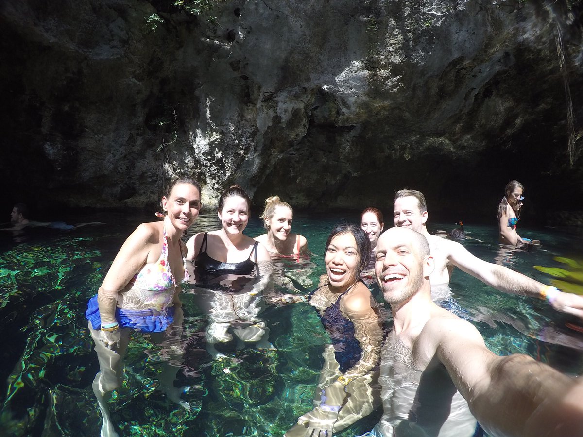 MeaganWristen's tweet photo. Exploring cenotes with @HoneyTrek @PattieCordova @jinamichael @heatherlovering #gnomadsummit16 #gnomads #gomexico https://t.co/LxmEg0H8AN