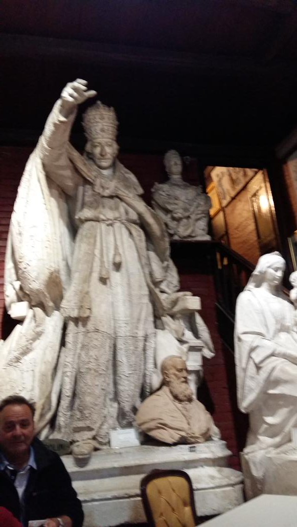boaden's tweet photo. Canova Tadolini in Rome enjoying a Negroni @guychapman2 would be very happy! https://t.co/QqB6tFeJXL