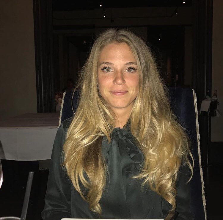 ThomasRhett's tweet photo. Happiest of birthdays to this girl🍾 I love you so much Laur &amp; wish so bad you were in Euro! See you soon. Have a great relaxing day 😍 you+me https://t.co/XEMjc6syqa