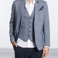 2552beunique's tweet photo. Le look du jour chic et décontracté le chevron est à l'honneur chez 25.52.
#casualchic #menstyle #2552beunique https://t.co/rbbdEb7OUR