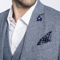 2552beunique's tweet photo. Le look du jour chic et décontracté le chevron est à l'honneur chez 25.52.
#casualchic #menstyle #2552beunique https://t.co/rbbdEb7OUR