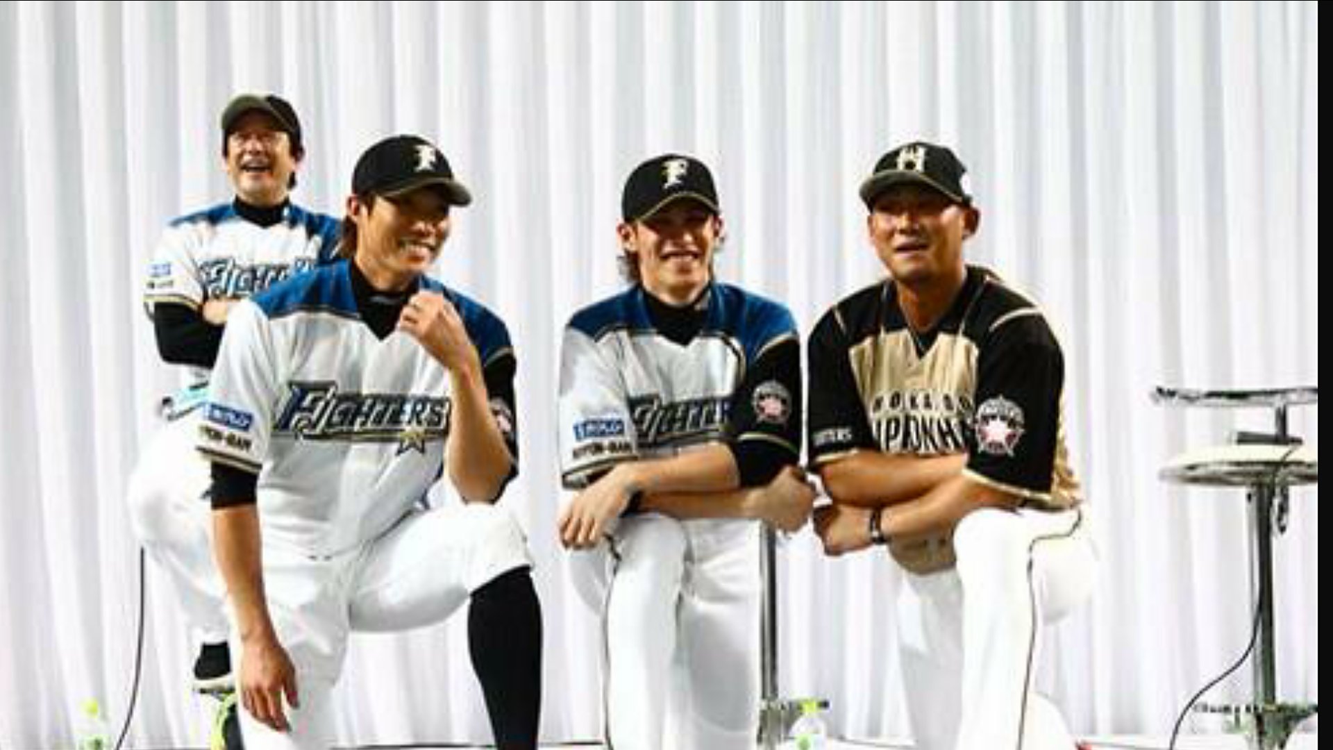 【レア】陽岱鋼　サイン色紙　三井ゴールデングラブ賞　野球選手 レア】陽岱鋼 サイン色紙 三井ゴールデングラブ賞 野球選手