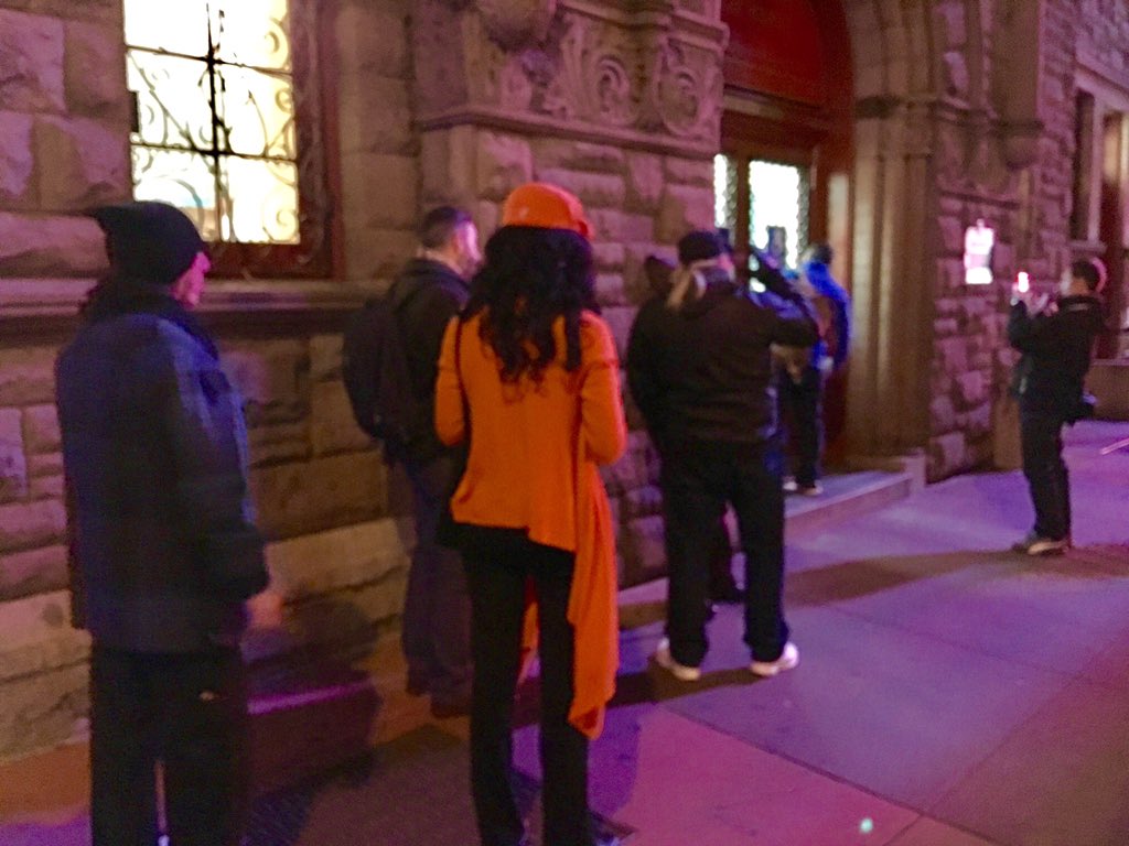 gmanews's tweet image. At exactly 6AM New York time, voters are ushered in to cast their ballots here in Manhattan. #Election2016 | @raffytima