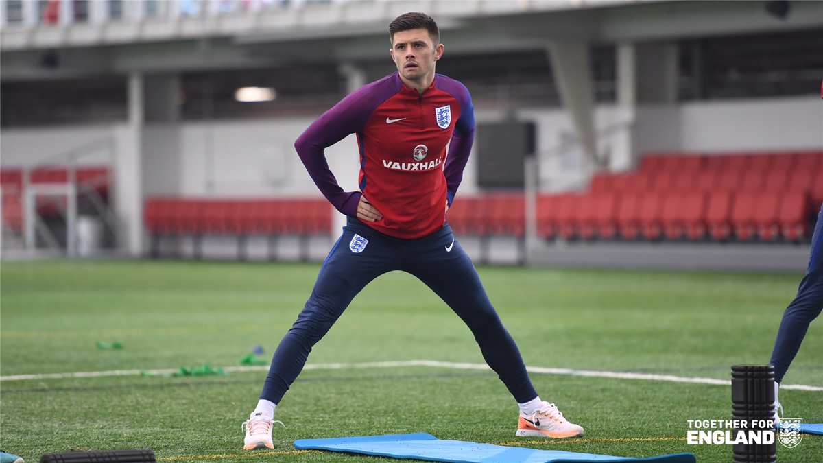 England's tweet image. 📸 New boy @Aaron_Cresswell all set for his first #ThreeLions training session!