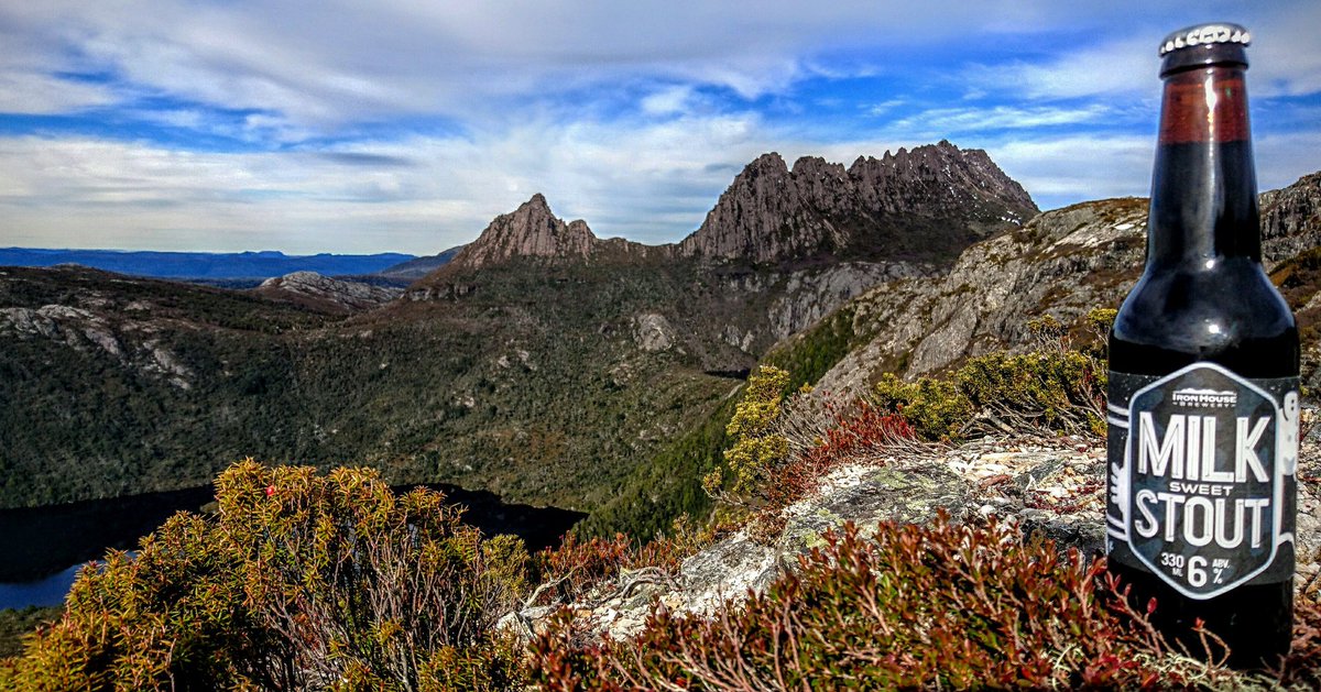 Ironhouse007's tweet photo. Because we like beer and we love #CradleMountain #Tasmania @tasbeertrail @CradleMtnLodge @EatDrinkTas @cradle2coast https://t.co/cAxCAxFAE9