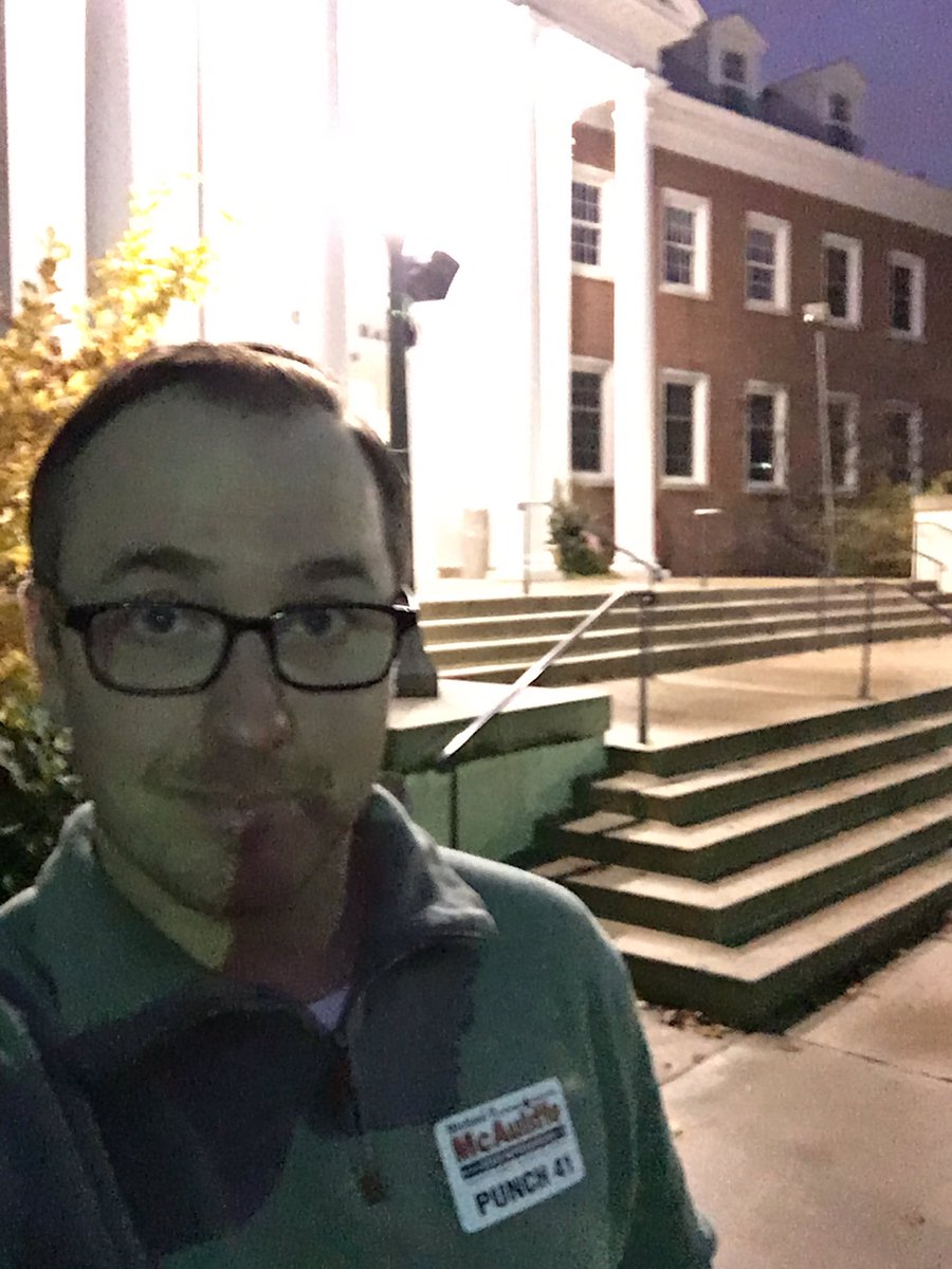 DonoGriff's tweet photo. Beautiful morning to be asking folks to vote for Mike McAuliffe for State Rep! #Vote #McAuliffe https://t.co/0NYey2ApH6