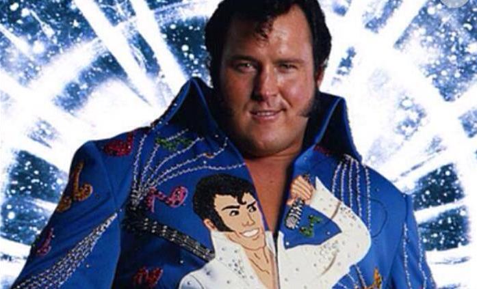VisitNotts's tweet photo. Win a pair of tickets to see @WWE legend @OfficialHTM on Sun with @HSPresents_  Follow the link to enter on Facebook https://t.co/DfO4a0qkbb https://t.co/TNNjcrT6eQ