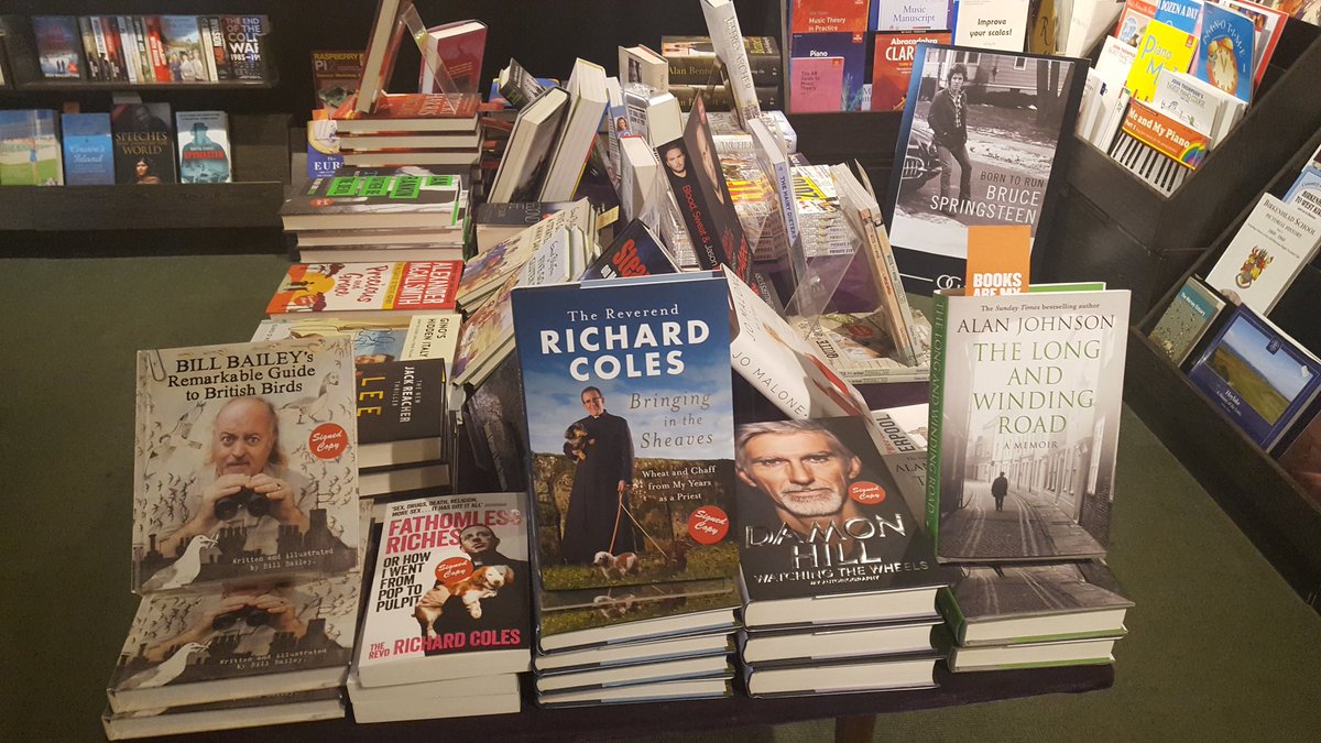 LinghamsBooks's tweet photo. #signedbooks #shoplocal #christmastable #childrenssection https://t.co/3Mr56iAxZb