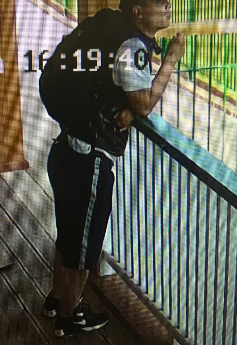 Paws_On_Watch's tweet photo. Can you help us ID this man? See the post on our #Wealden Facebook page for details on why we want to speak to him https://t.co/y6oUy3Tin0 https://t.co/lcVJkZUpsl