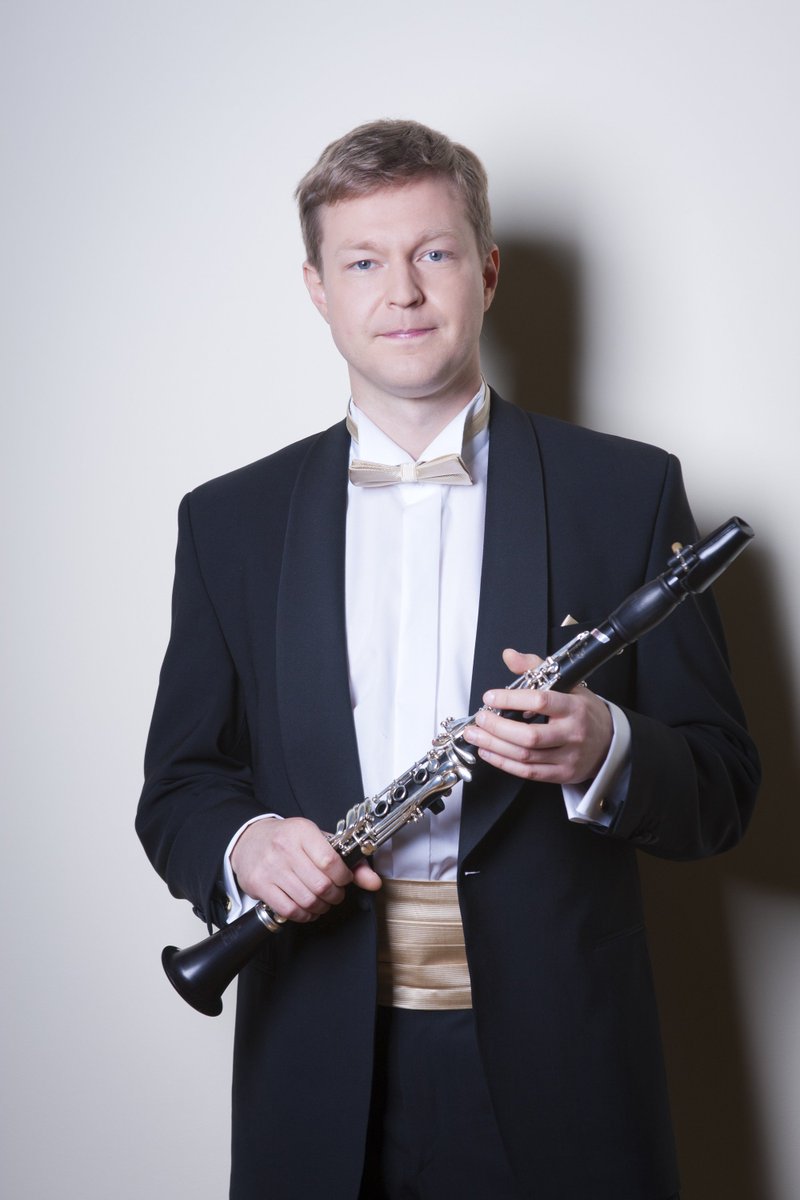 Ar īpašu koncertu Liepājā atgriežas klarnetists un diriģents Guntis Kuzma

figaro.lv/ar-ipasu-konce…