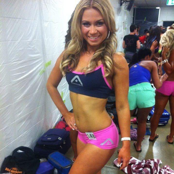 Kelly_Roze's tweet photo. Flash Back ! #newgoals #newchallenges #watchthisspace ✌ https://t.co/GA0HMPtd72