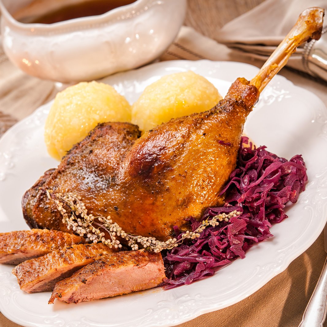 stayspicedcom's tweet image. #Rezept für perfekten #Ganslbraten: jetzt am #SPICEblog  ➡️ bit.ly/Ganslbraten #stayspiced #spiceworld #gans #gansl #martini #nomnom