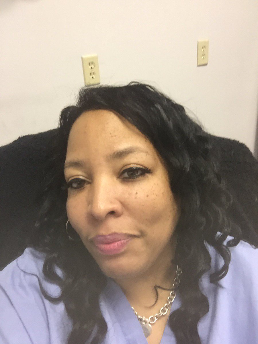 Stephanie Herring (Veryrarebreed) Twitter