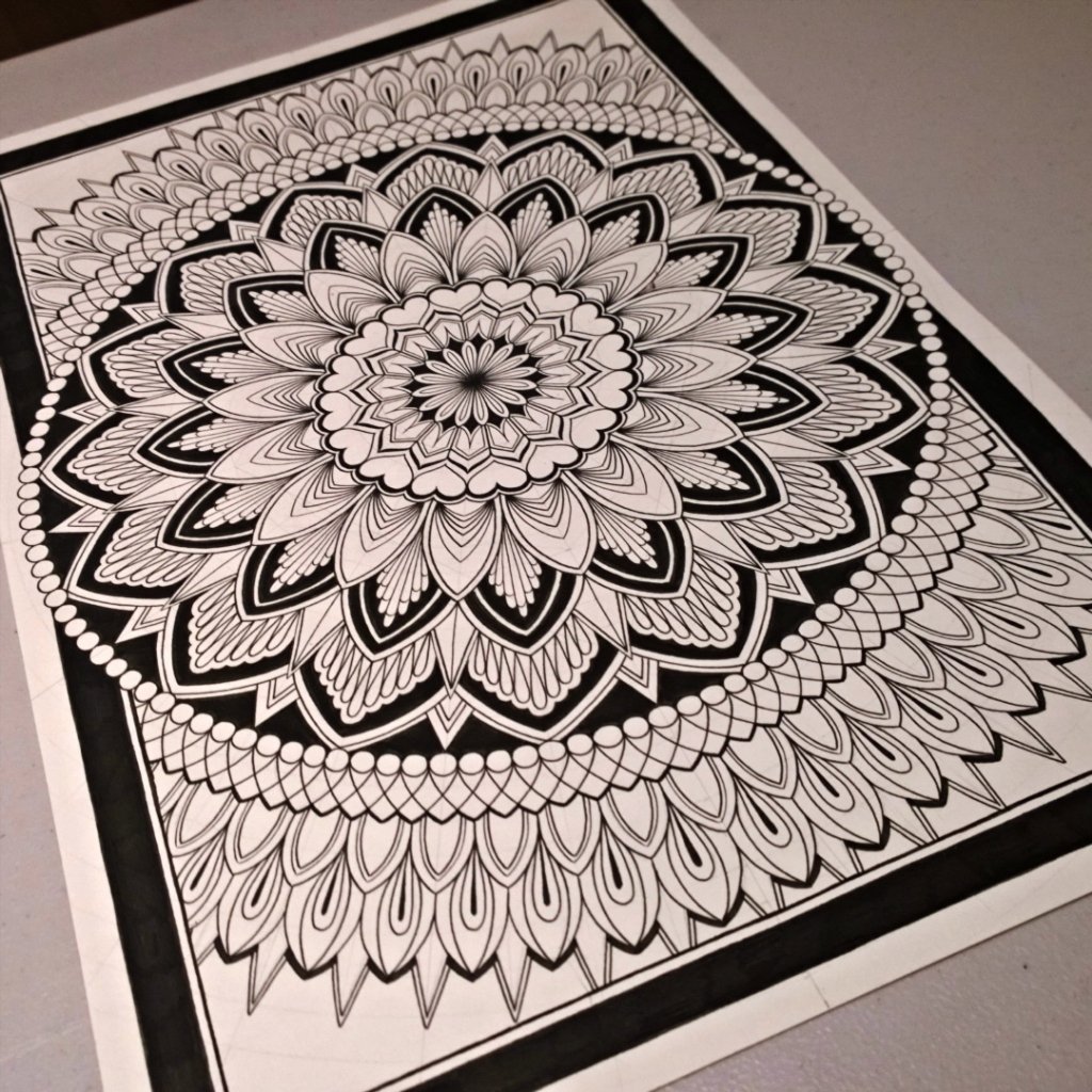 BlueBloodTattoo's tweet photo. #Mandala by James https://t.co/CxJQS3myvb https://t.co/hnoBSgTa2g #bluebloodcustomtattoos #sacredgeometry #mandalas https://t.co/cOM8NNsUQ5