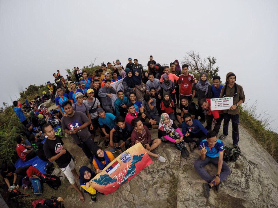 mhdzh_'s tweet photo. Gunung Ledang memang torboekk ! Takleh nak move on lagi ni. ⛰

@twt_outdoor https://t.co/ueOZgOOqp3