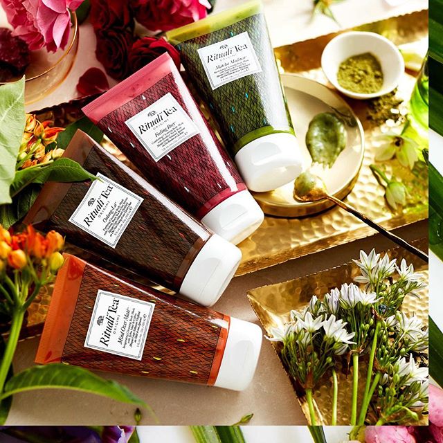 Origins's tweet photo. Our new #RitualiTea body masks cleanse & exfoliate skin, while vibrant essential oil blends help you experience a sense of escape. https://t.co/pWGHFaFhAD