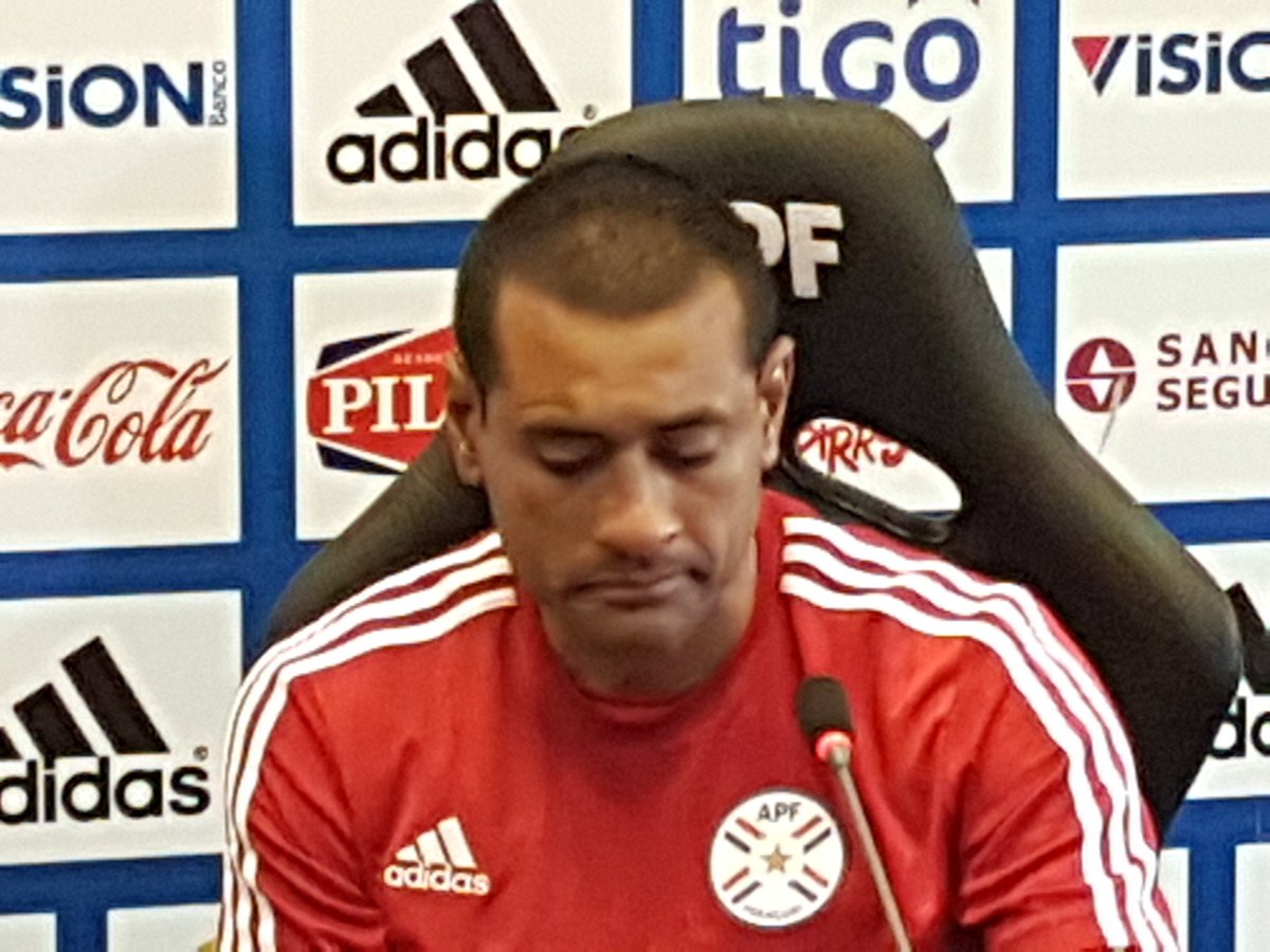 Danymacica's tweet photo. Paulo Da Silva emocionado con las palabras de Roque...."Paulo no es solo un amigo del Futbol...es un amigo de la vida... queria q esté aqui" https://t.co/D1SjSw4tTJ