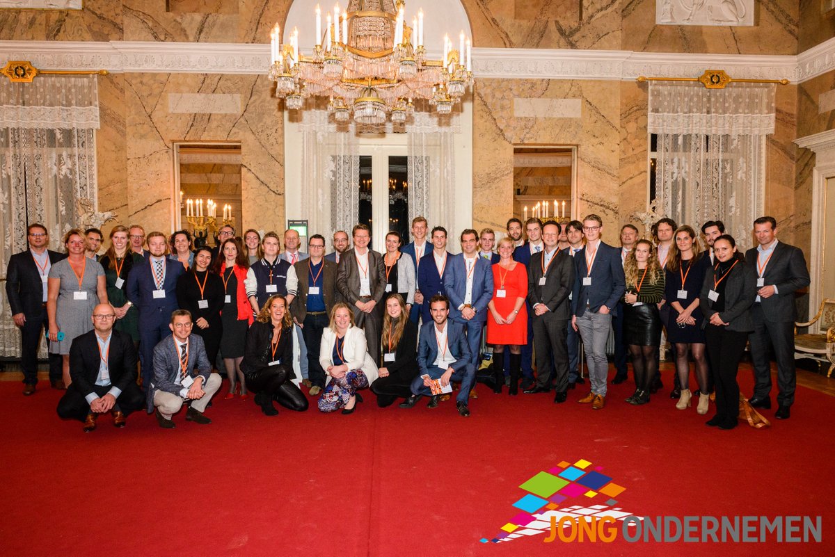 Jong_Ondernemen's tweet photo. 18 alumni van Jong Ondernemen zijn één dag CEO! https://t.co/c3mu49fyHS  #LFAD16 @Danone @StudyPortals @NetDialog @VattenfallGroup https://t.co/C0ADCngaZN