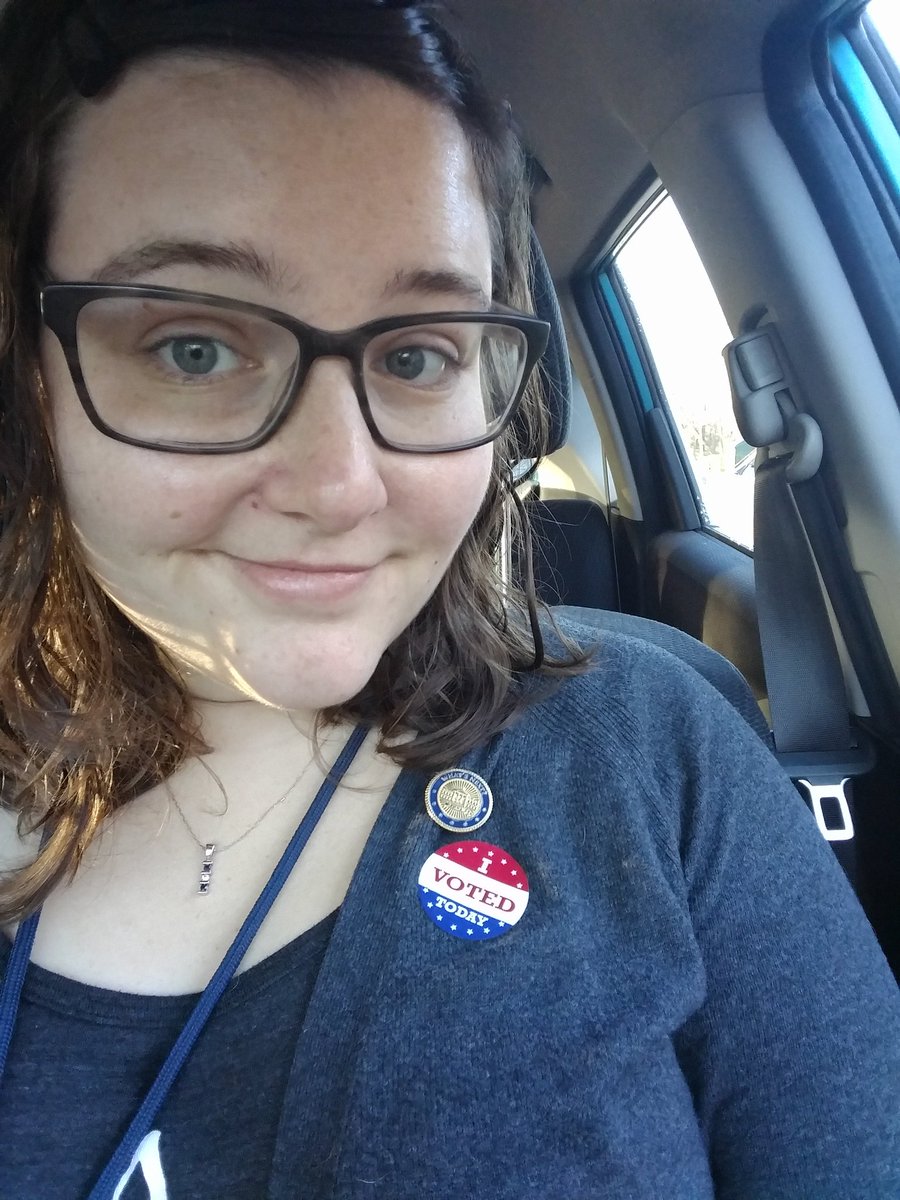 agennaro_'s tweet photo. In the door at 7:10, behind 250 other people. Decisions are made by those who show up! #Election2016 #demsanddiehards #ImwithTWWW #ImWithHer https://t.co/a8G27WOnFO