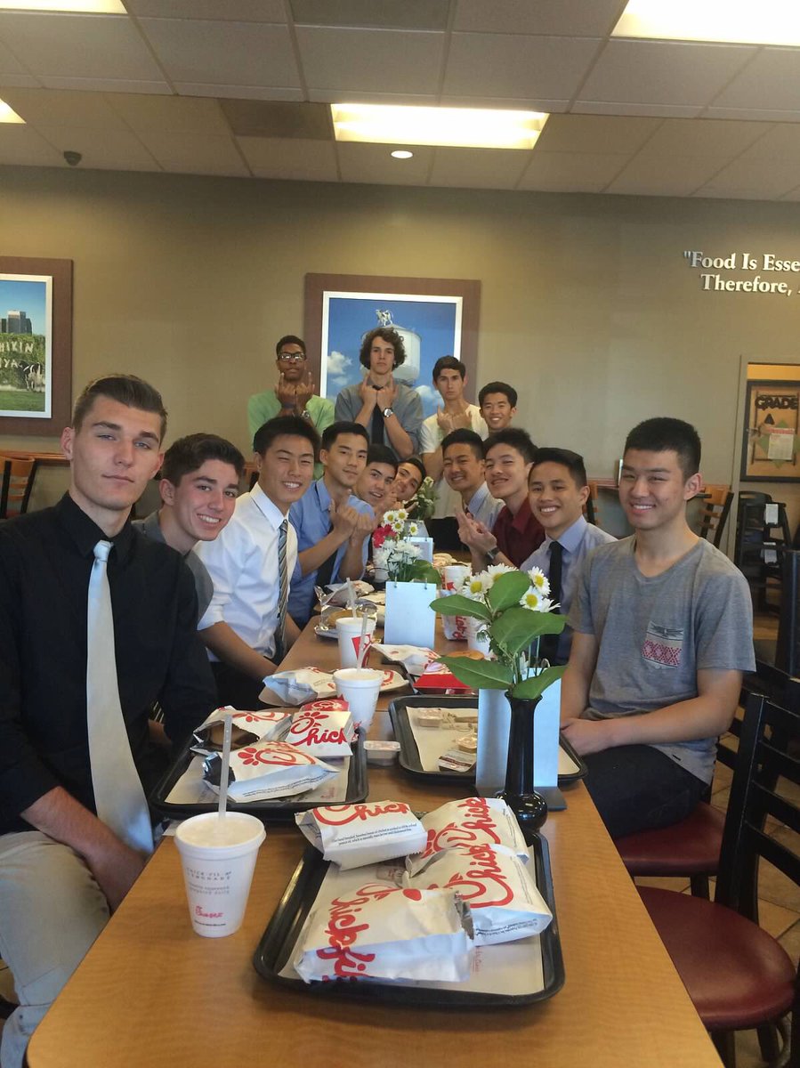 CoachKhouzam's tweet image. #AlumniOfTheDay
@jeffshuang 
2X League 🏆🏆
CIF QUARTER FINALIST 
1st All League
#DunkChamp 
Soph @Harvard