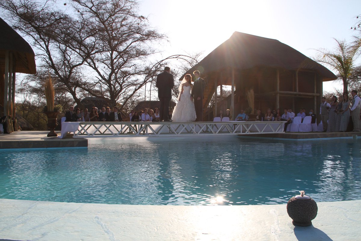 African_Explore's tweet photo. The African Explorer (Examples of Weddings)
A few examples of our stunning weddings.
#CeremoniesWow #Stunning #LoveIt https://t.co/EBi37AKuIs