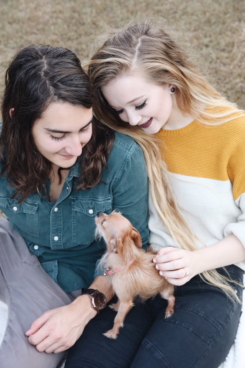 ansleynewmann's tweet image. thanks ma for these 💍 piks