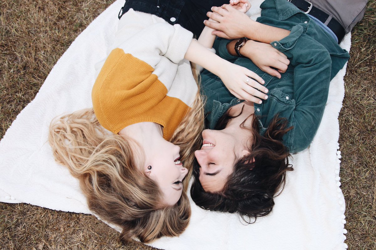 ansleynewmann's tweet image. thanks ma for these 💍 piks