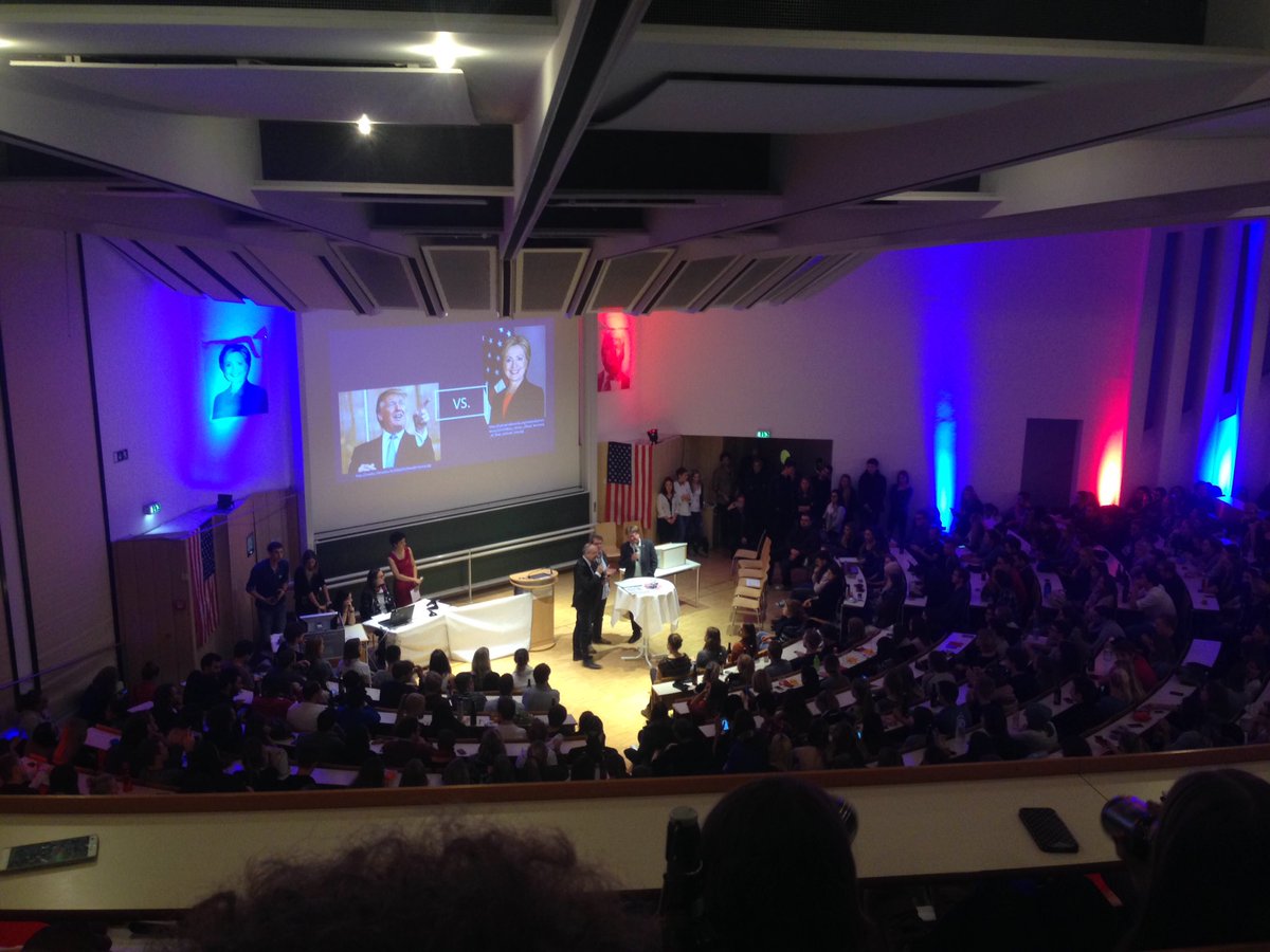 Die Wahlnacht an der Uni Passau geht in die erste Runde #passauvoted #unipassau