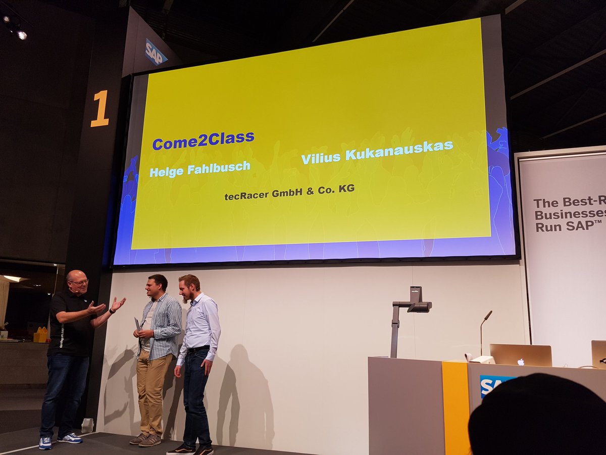 Snaky1337's tweet photo. #SAPTechEd #DemoJam @tecRacer just presented our come2class Innovation, what a great experience https://t.co/NUxLOSsFKk