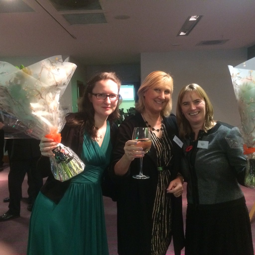 VIBES_Awards's tweet image. We are trending on Twitter!!!! #VIBES2016