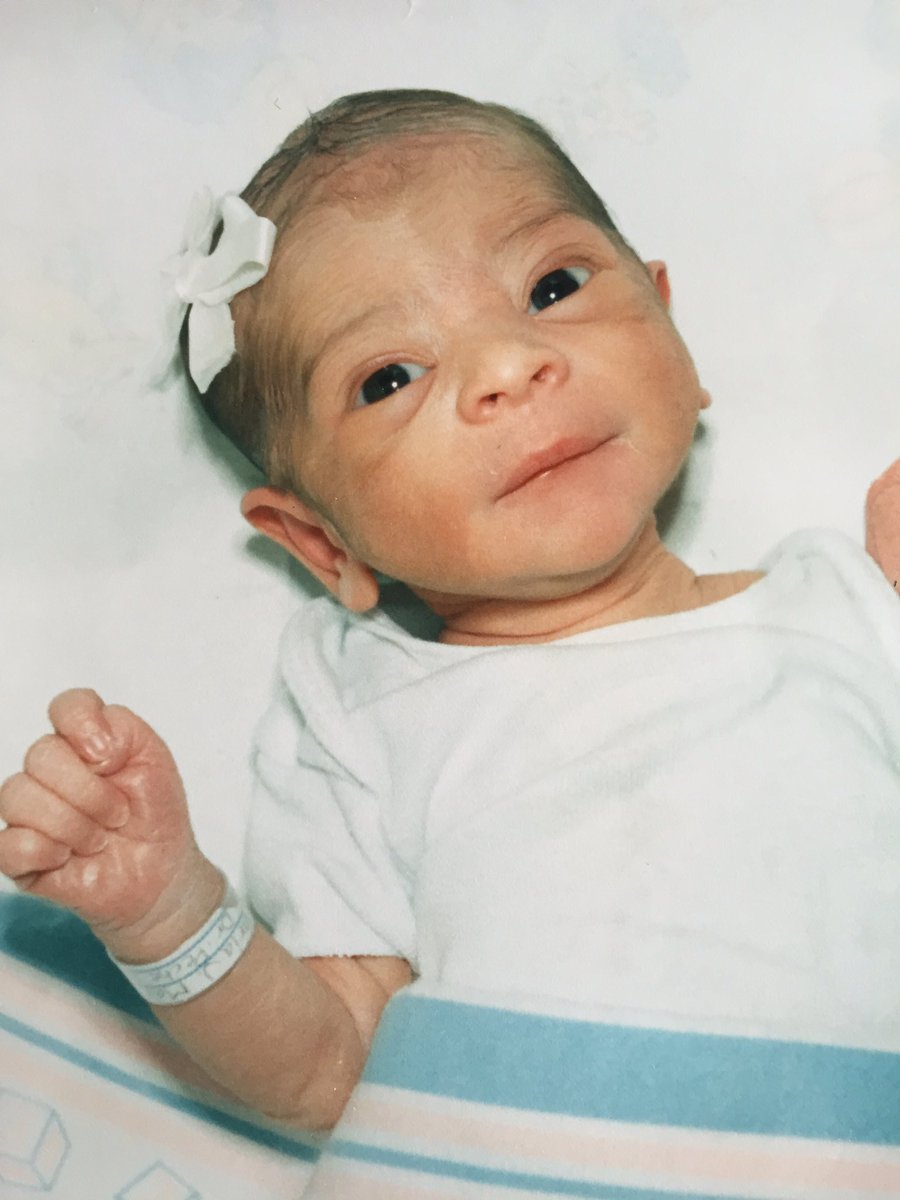 thenuevalatina's tweet photo. November 8, 1989. Happy Birthday to me! Cheers to a great day today! 👸🏽🎂🎁🎉🍾
#November8 #Birthday #HappyBirthday #Austin #ATX #DRTX #GirlBoss https://t.co/ds4h16TzVb