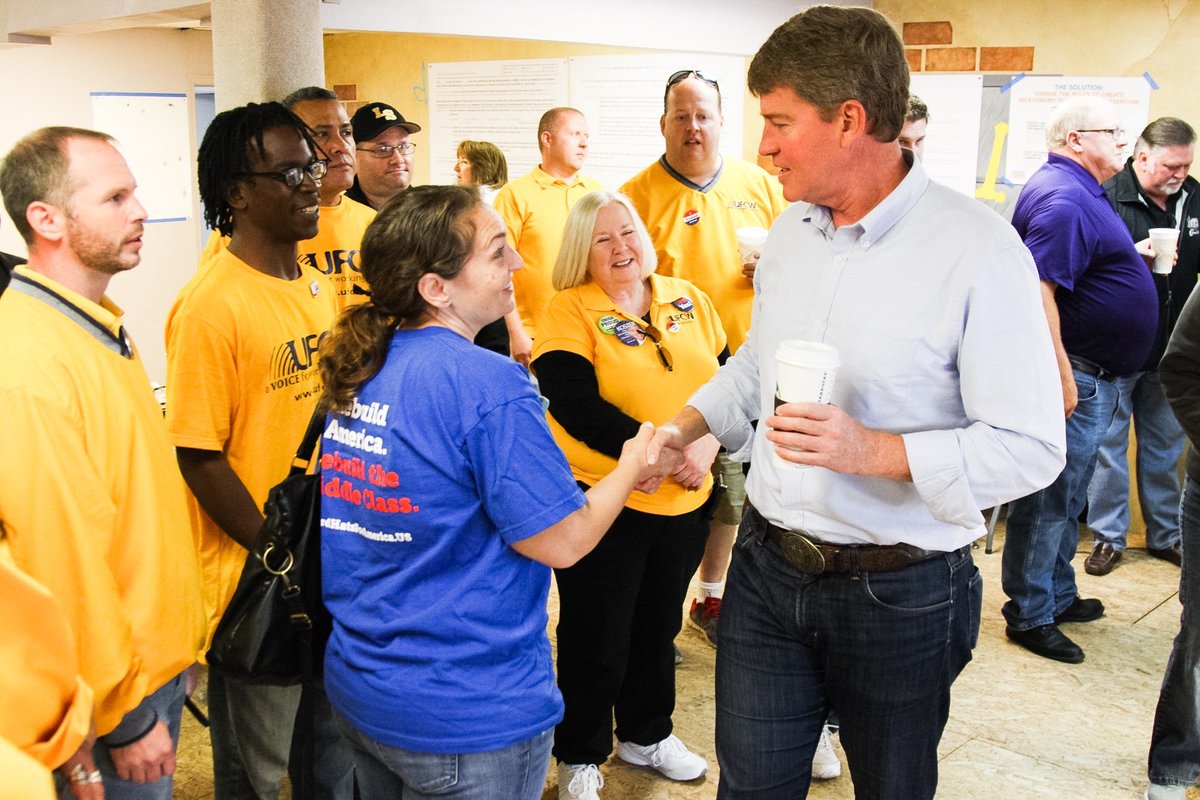 Koster4Missouri's tweet photo. Thankful for @UFCW @UFCW655 volunteers getting out the vote today in Arnold! They're ready to move MO forward for working families. #mogov https://t.co/yzrqa5mz6p