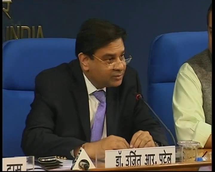 RBI Governor Urjit Patel, Secretary of Department of Economic Affairs Shaktikanta Das brief media on new order on Rs 500 and Rs 1000 notes