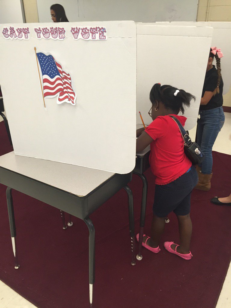 We are showing our patriotism and doing our civic duties <a href="/WitterElem/">@WitterElem</a> ! #RockTheVote