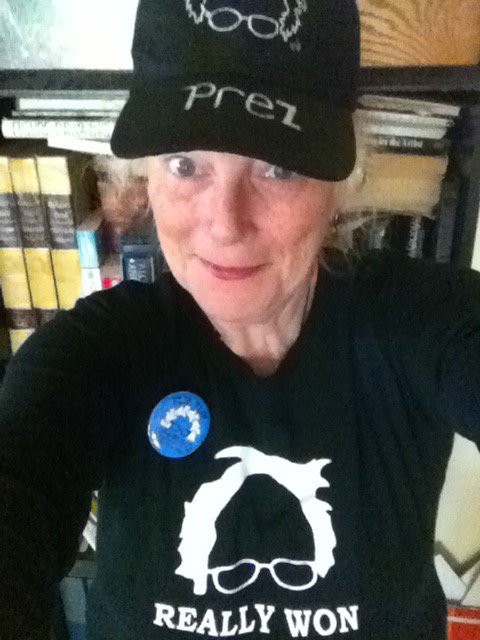 whaleswarrior's tweet image. GOING TO VOTE NOW....

#DRAFTSANDERS #WRITEHIMIN