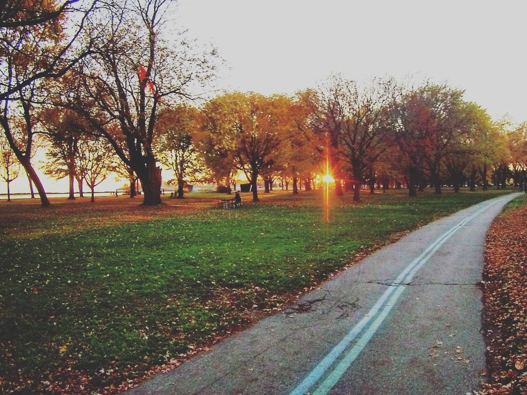 CanadianRunning's tweet photo. Another π· entry into our #FallRunningAdventures @Smartwool contest! Details: https://t.co/ffmlWUoqEF https://t.co/4jsWls71jx